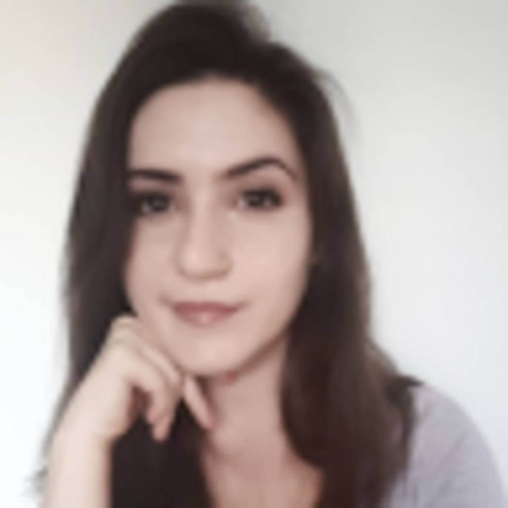 Meet your Posher, Ana